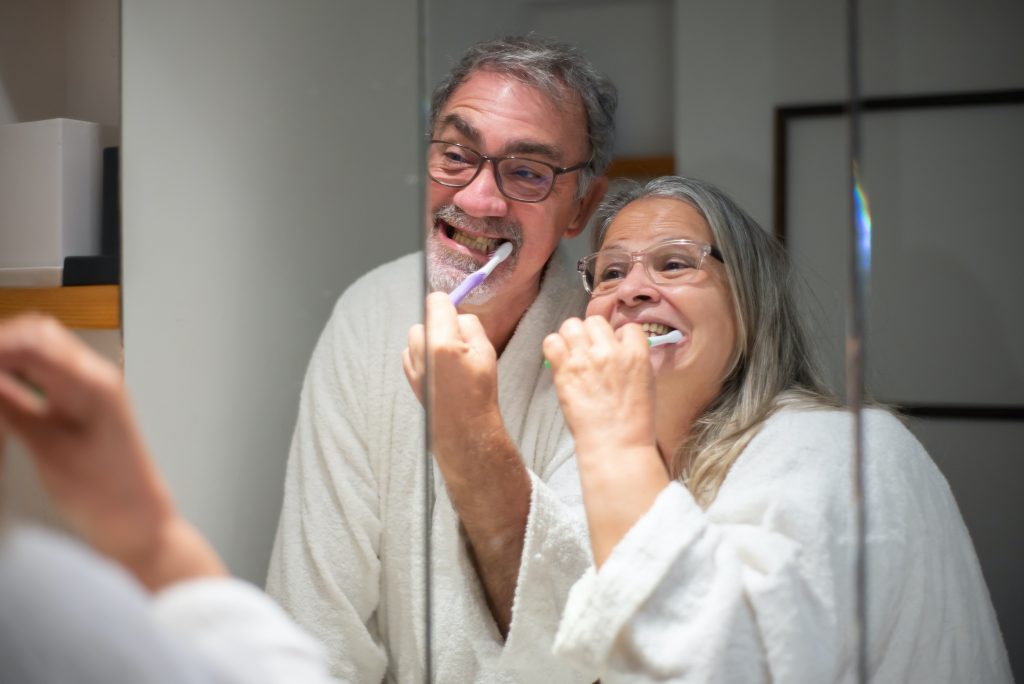 La importancia de la higiene dental para fortalecer su matrimonio
